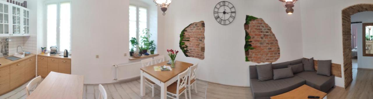 Apartament Przy Zamku بيشتنا المظهر الخارجي الصورة